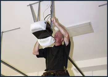 Garage Doors Store Repairs Mesa, AZ 480-553-9215 - cont-gdr-door-opener-08m